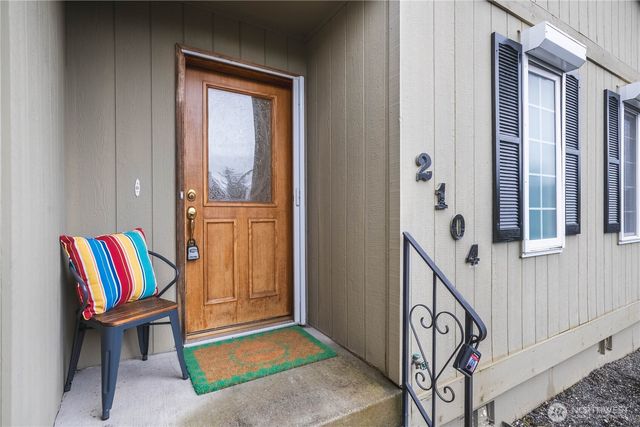 2104 Highland Drive, Anacortes, WA 98221