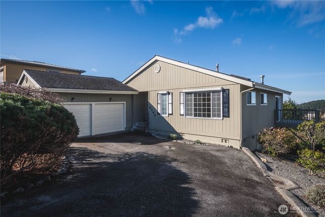 2104 Highland Drive, Anacortes, WA 98221