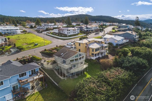 2104 Highland Drive, Anacortes, WA 98221
