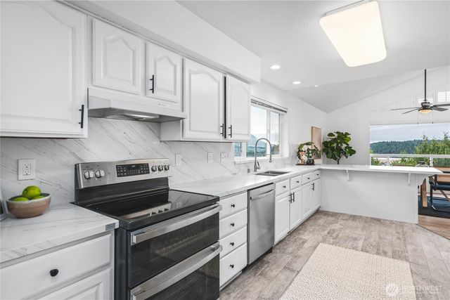 2104 Highland Drive, Anacortes, WA 98221