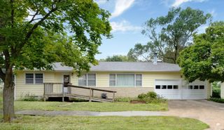 721 Canfield Drive, Manhattan, KS 66502