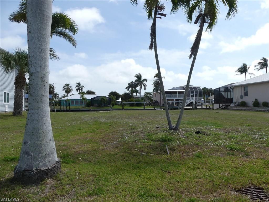 2224 Date ST, ST. JAMES CITY, FL 33956 — photo 3