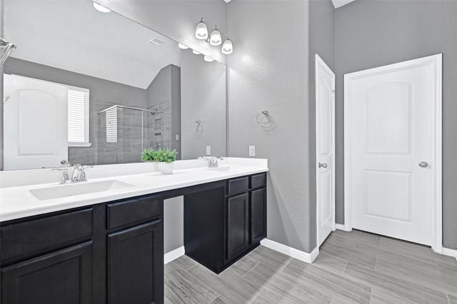 8318 Erasmus Landing Court, Houston, TX 77044