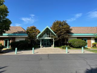 229 W Stewart Avenue 103 & 104, Medford, OR 97501