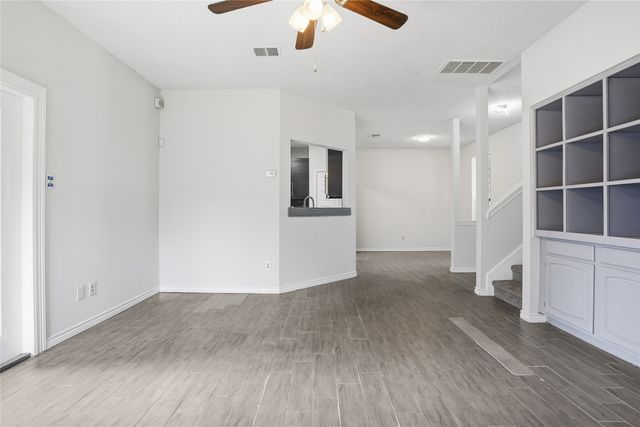 2142 Falcon Ridge Drive, Carrollton, TX 75010