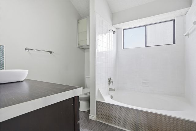 2142 Falcon Ridge Drive, Carrollton, TX 75010