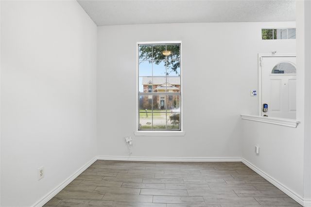 2142 Falcon Ridge Drive, Carrollton, TX 75010