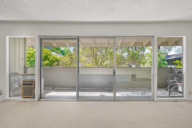 150 Saratoga Avenue 308, Santa Clara, CA 95051