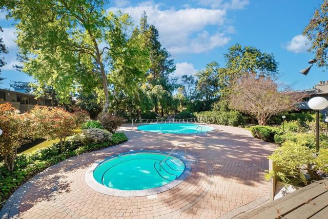 150 Saratoga Avenue 308, Santa Clara, CA 95051