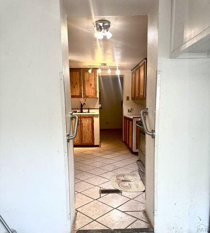 2508 Carthage Ave, Pueblo, CO 81003