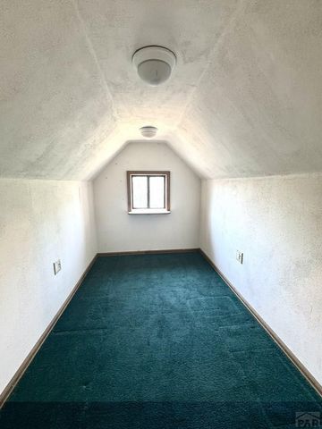 2508 Carthage Ave, Pueblo, CO 81003