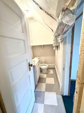 2508 Carthage Ave, Pueblo, CO 81003