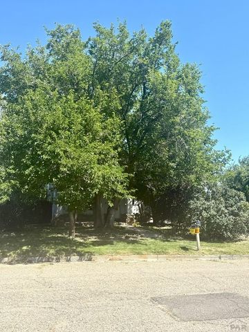 2508 Carthage Ave, Pueblo, CO 81003