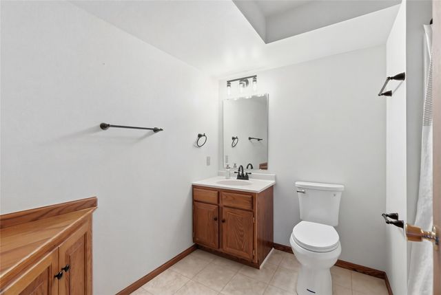 3427 Riverbend Drive NE, Cedar Rapids, IA 52411