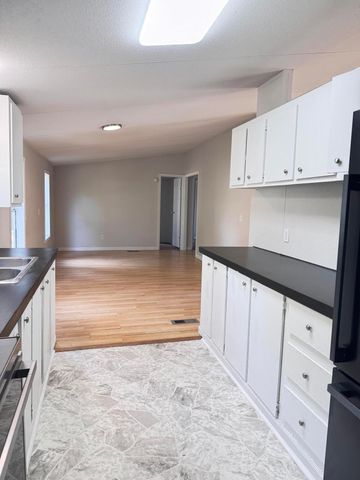 185 Belfast Lane, Walterboro, SC 29488