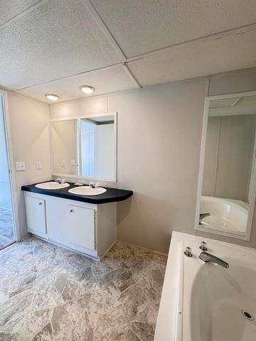 185 Belfast Lane, Walterboro, SC 29488