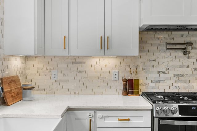 20 Wedgewood Drive, Centerville, MA 02632