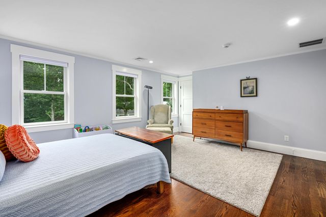 20 Wedgewood Drive, Centerville, MA 02632