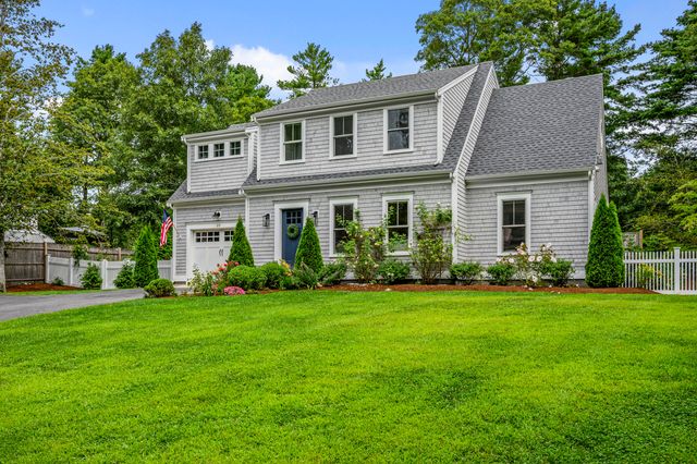20 Wedgewood Drive, Centerville, MA 02632