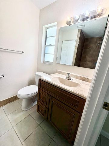 2208 16TH AVENUE W, Bradenton, FL 34205