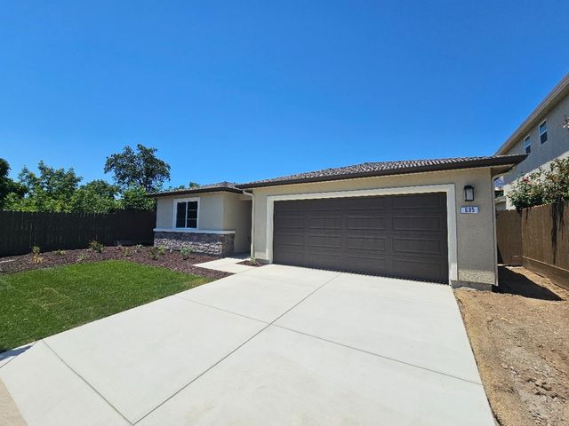 635 Spirou St, Stockton, CA 95204