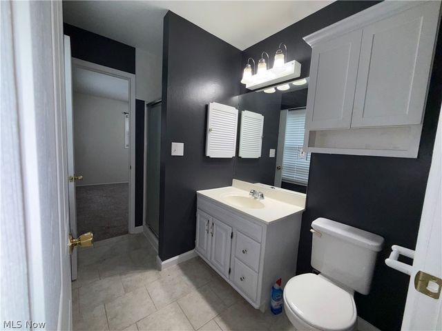 909 Thistle Place SE, Warren, OH 44484