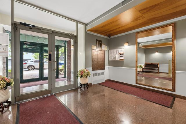 3220 Fairfield Ave Apt 9A, New York City, NY 10463