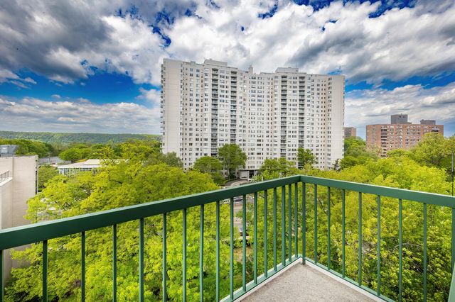 3220 Fairfield Ave Apt 9A, New York City, NY 10463