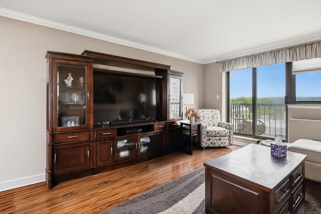 3220 Fairfield Ave Apt 9A, New York City, NY 10463
