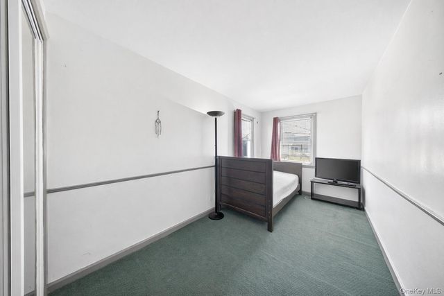 121-29 8th Avenue, College Point, NY 11356