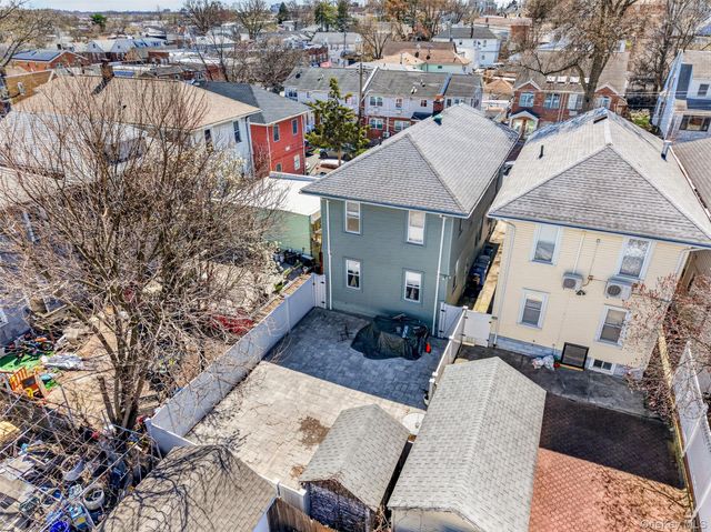 121-29 8th Avenue, College Point, NY 11356