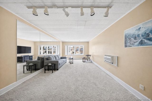 121-29 8th Avenue, College Point, NY 11356