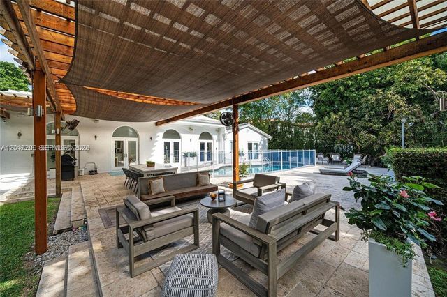 530 Sabal Palm Rd, Miami, FL 33137