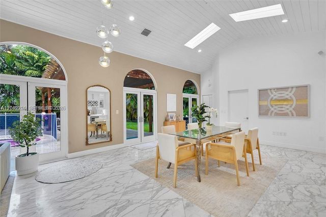 530 Sabal Palm Rd, Miami, FL 33137