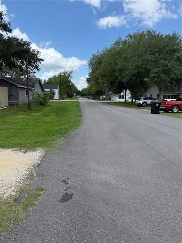 1800 Carlisle Street, Rosenberg, TX 77471