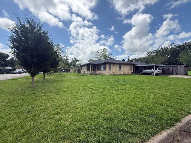 1800 Carlisle Street, Rosenberg, TX 77471