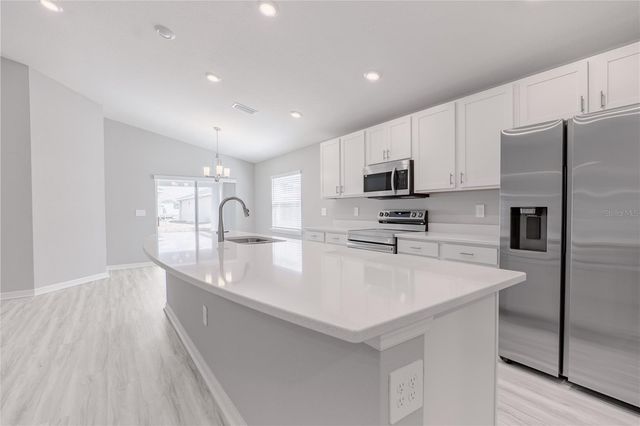 6042 BALLAST DRIVE, Wimauma, FL 33598