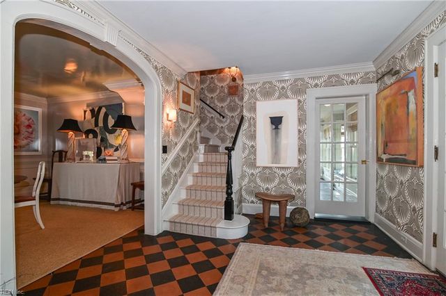 6214 Sylvan ST, Norfolk, VA 23508