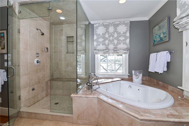 6214 Sylvan ST, Norfolk, VA 23508