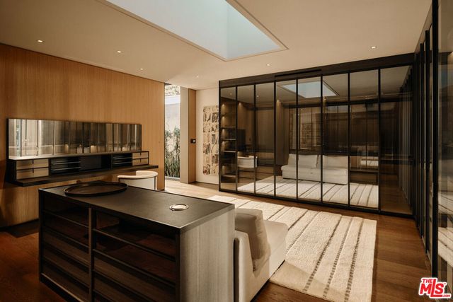 9344 Nightingale Drive, Los Angeles, CA 90069