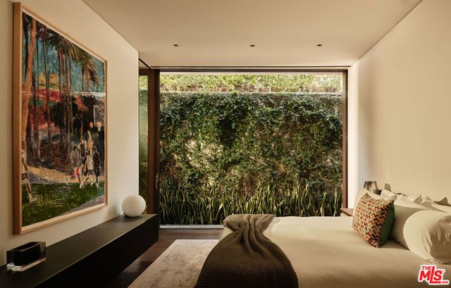 9344 Nightingale Drive, Los Angeles, CA 90069