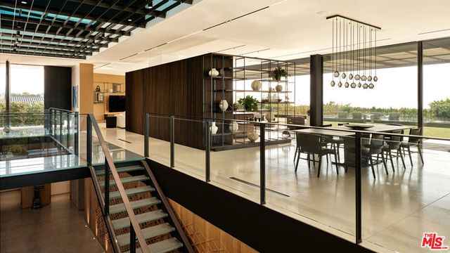 9344 Nightingale Drive, Los Angeles, CA 90069