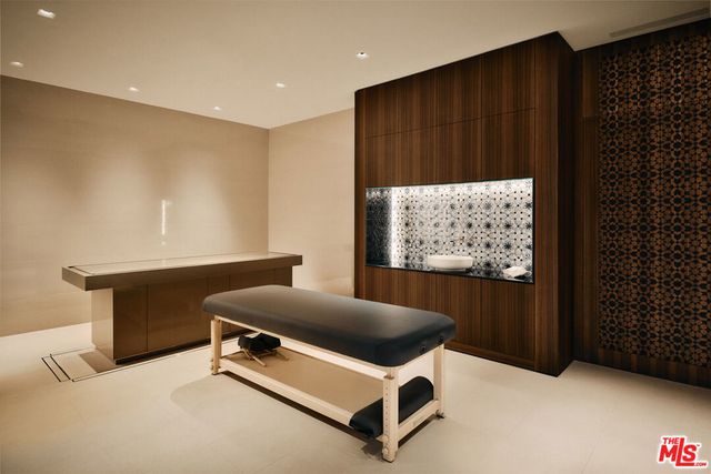 9344 Nightingale Drive, Los Angeles, CA 90069