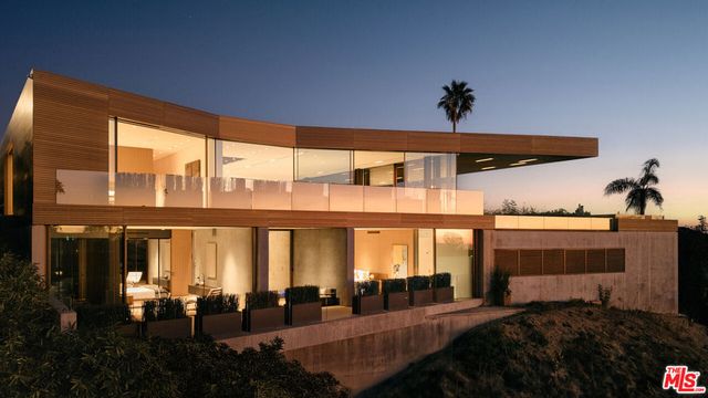 9344 Nightingale Drive, Los Angeles, CA 90069