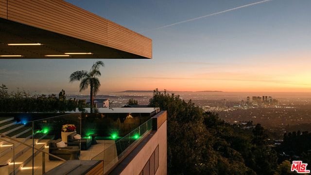 9344 Nightingale Drive, Los Angeles, CA 90069