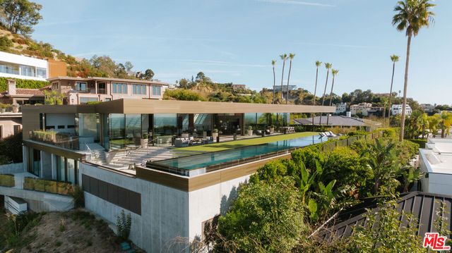 9344 Nightingale Drive, Los Angeles, CA 90069