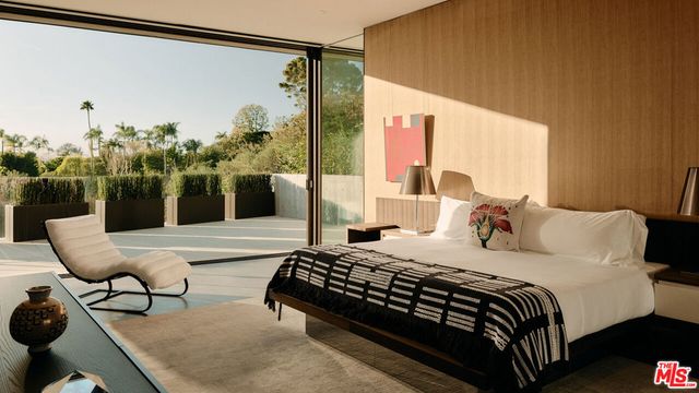 9344 Nightingale Drive, Los Angeles, CA 90069