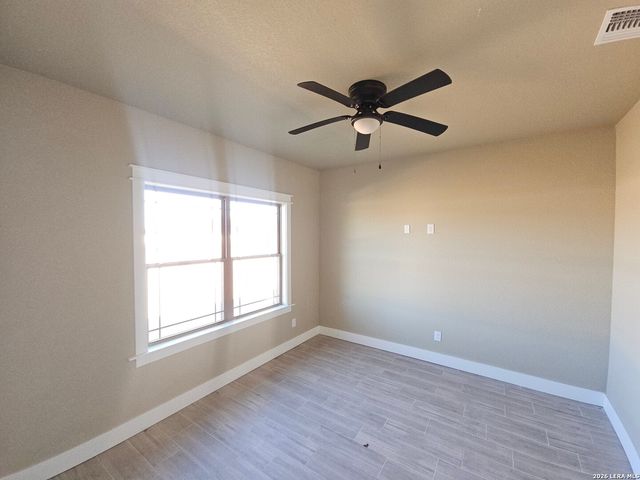 982 Horseshoe Falls, Bandera, TX 78003