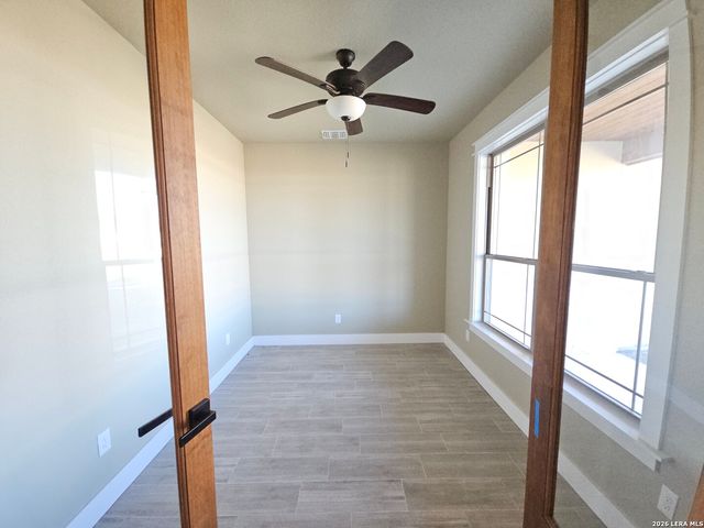 982 Horseshoe Falls, Bandera, TX 78003