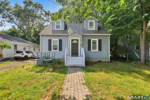 110 Hawthorne Street, Manchester, CT 06042